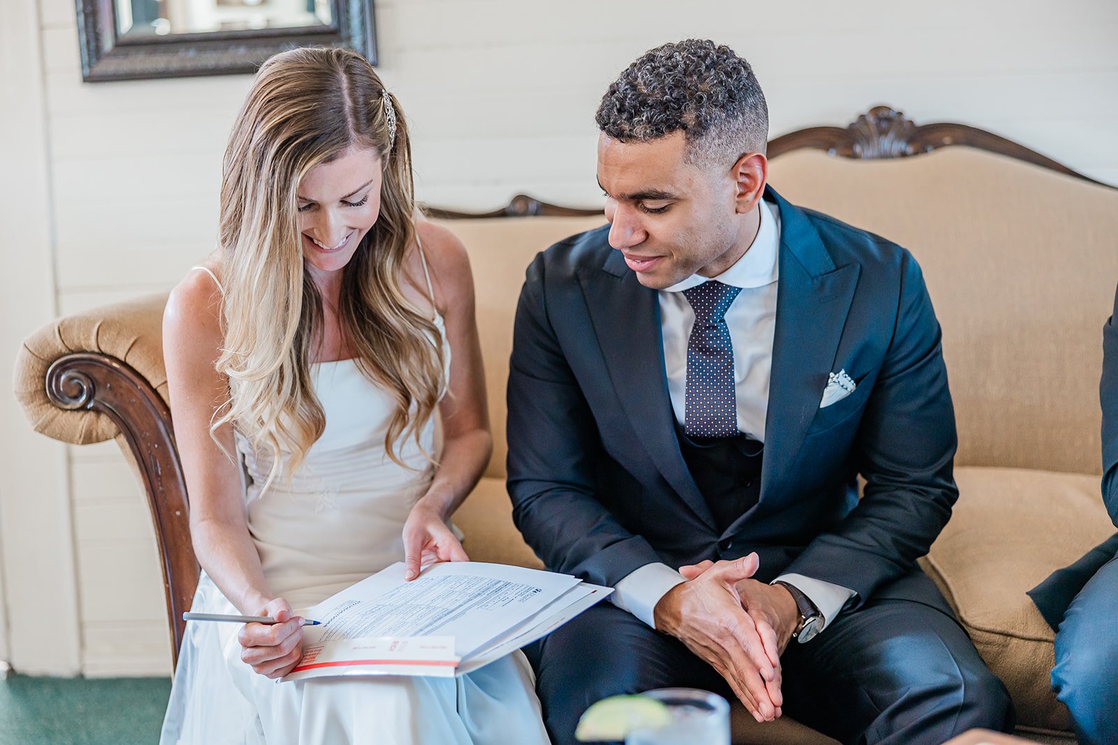 B. Jones Photography | seattle wa engagement photographer | seattle wedding photographer | wedding photographers near me | wedding pictures seattle