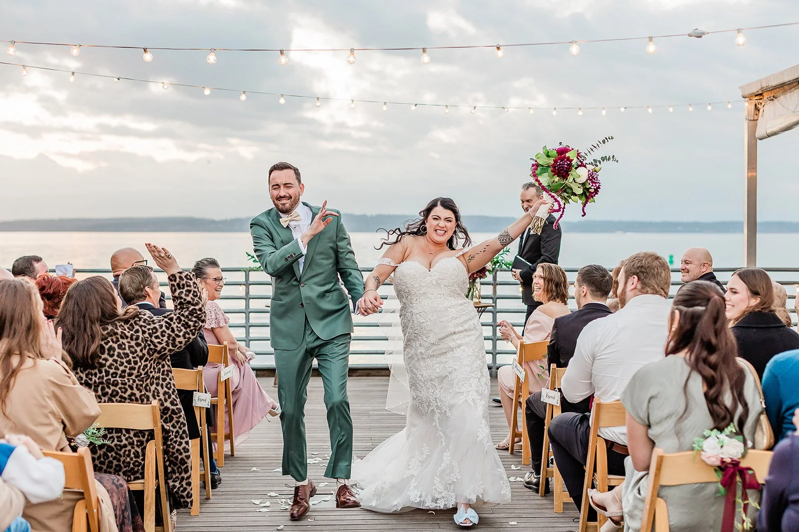 Candid ceremony photography at Seattle wedding by B. Jones Photography