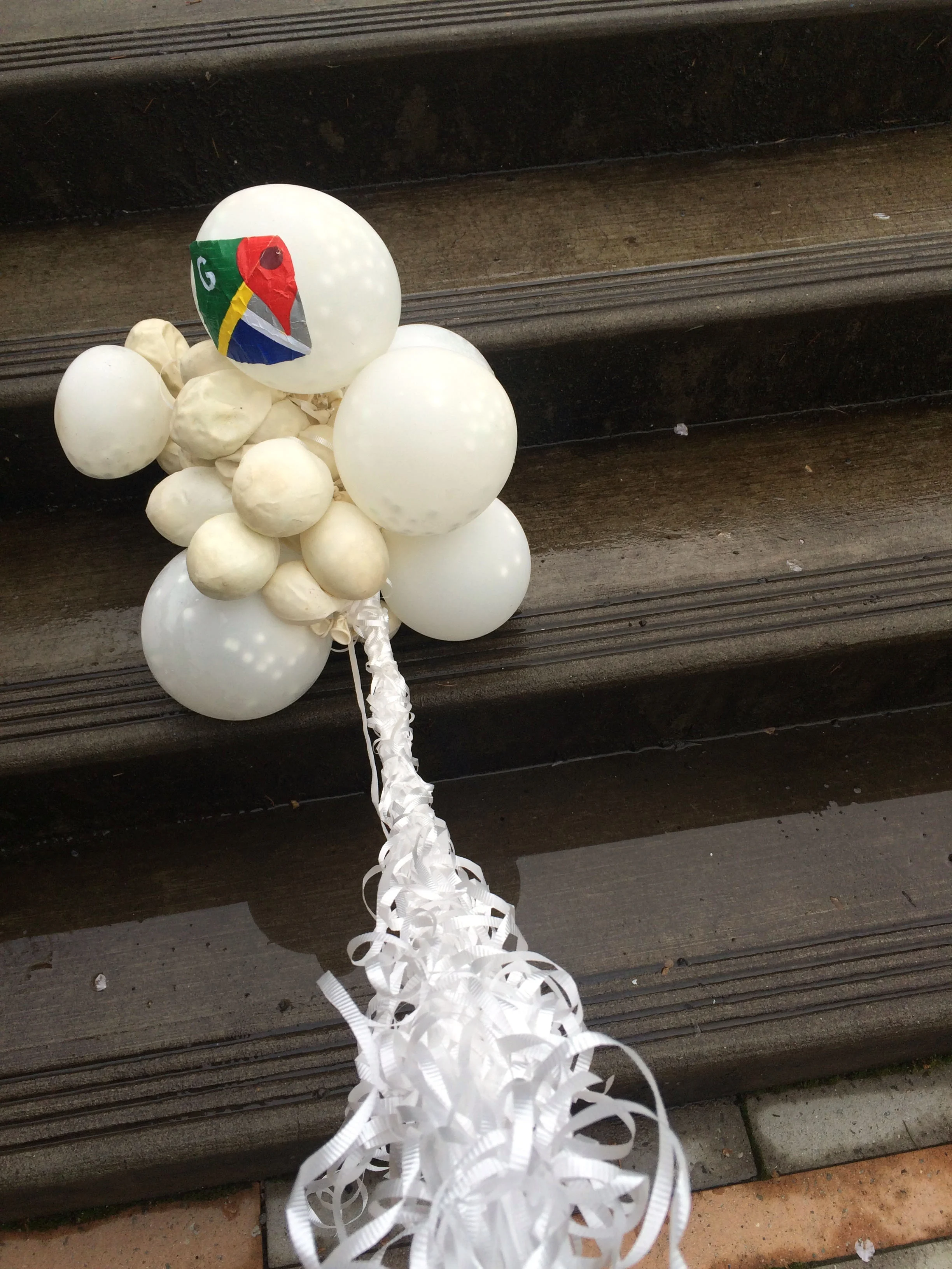 #LivingWithTheCloud, Balloons, string, paper, markers, Instagram, iPhone, dimensions variable, 2016. Photo by Jason Horvath.