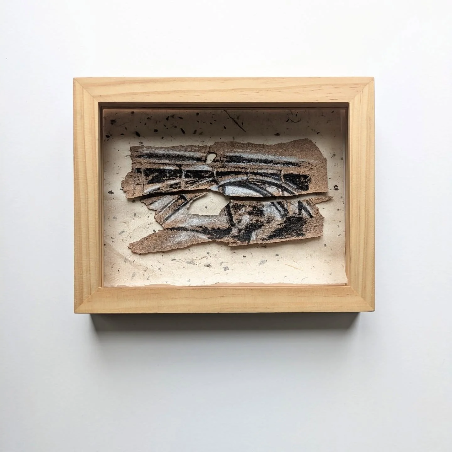 My Bark Bridges can be seen this weekend at Small Architecture Between Skyscraper. 
今週末、'高層ビルの谷間に見られる建造物'で私のバーク橋が見られる。