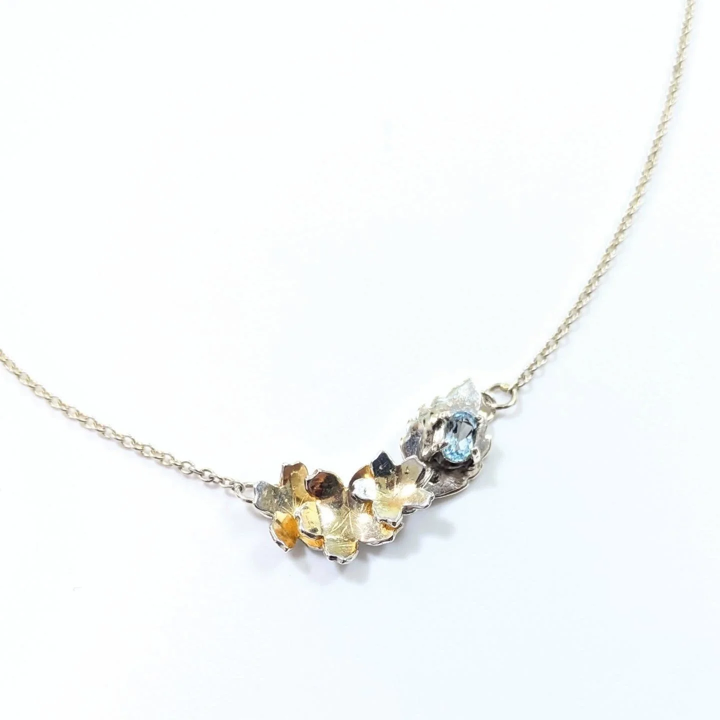 Here are a few of the commissions I wrapped up in the weeks leading to our move from Tokyo.  People love the cherry blossoms year round. It can be a beautiful symbol of change.