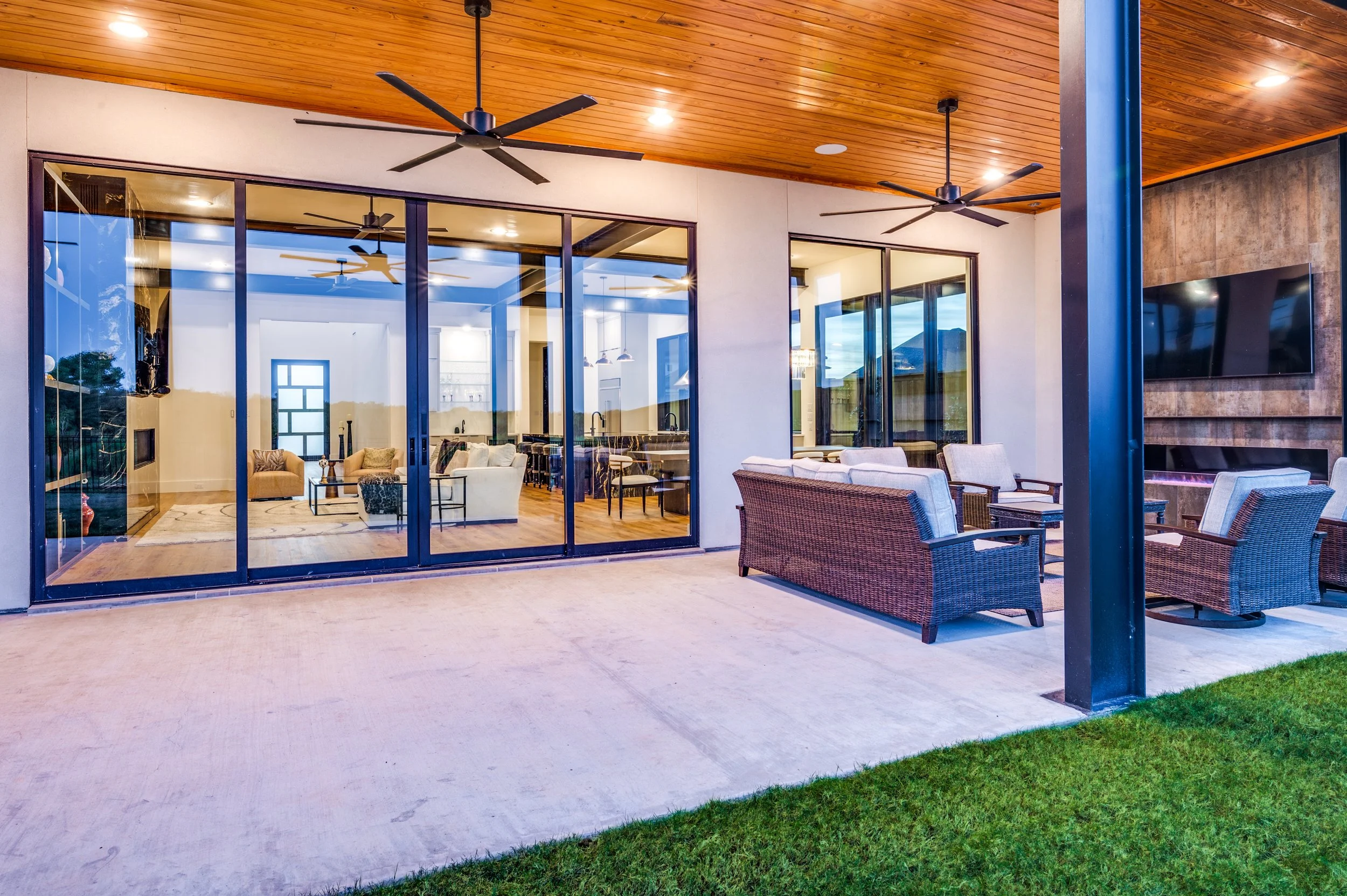 dfw-real-estate-exterior-home3.jpg
