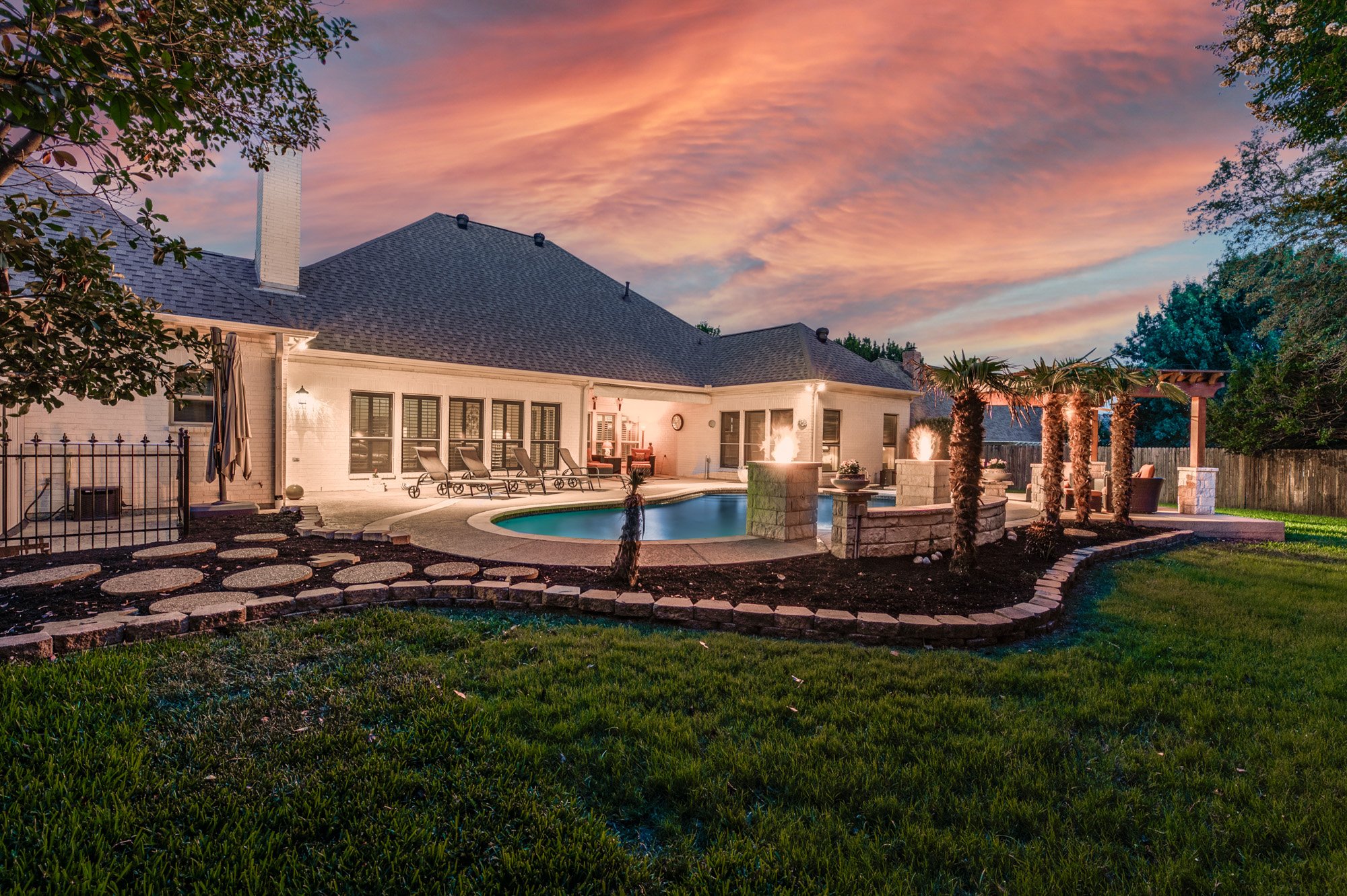 dfw-real-estate-exterior-home9.jpg