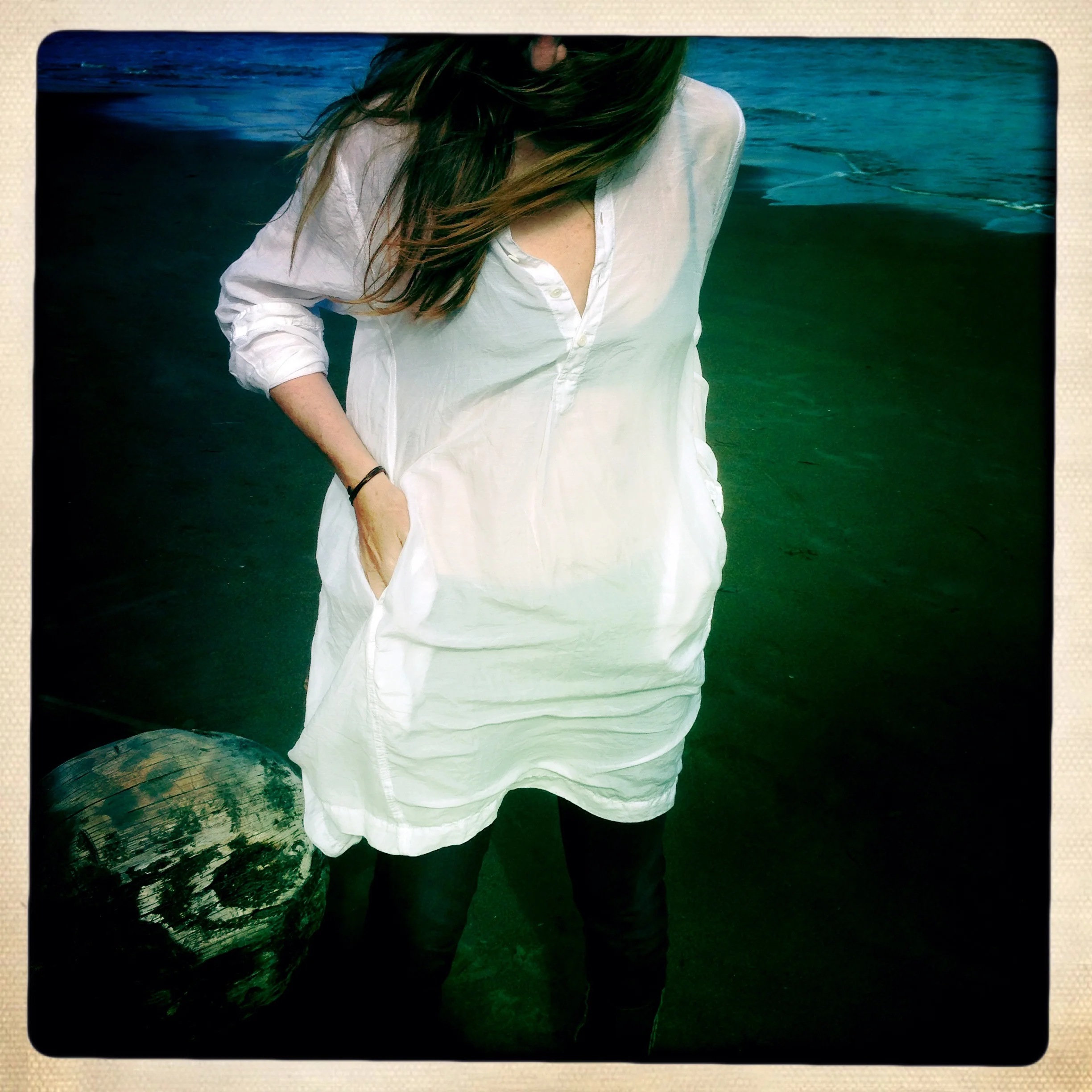 Jasmine Front with pockets.JPG