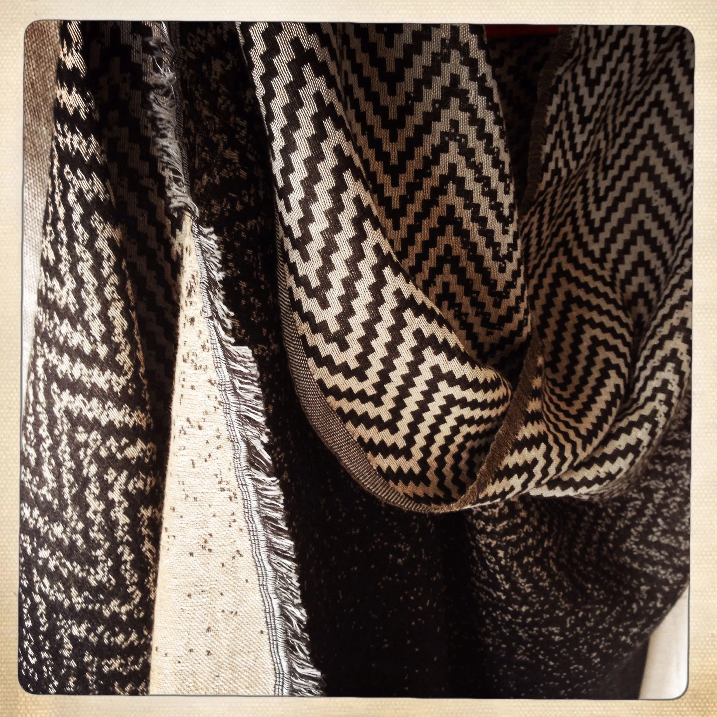 Zig Zag Detail :: www.hsparrowandco.com.jpg