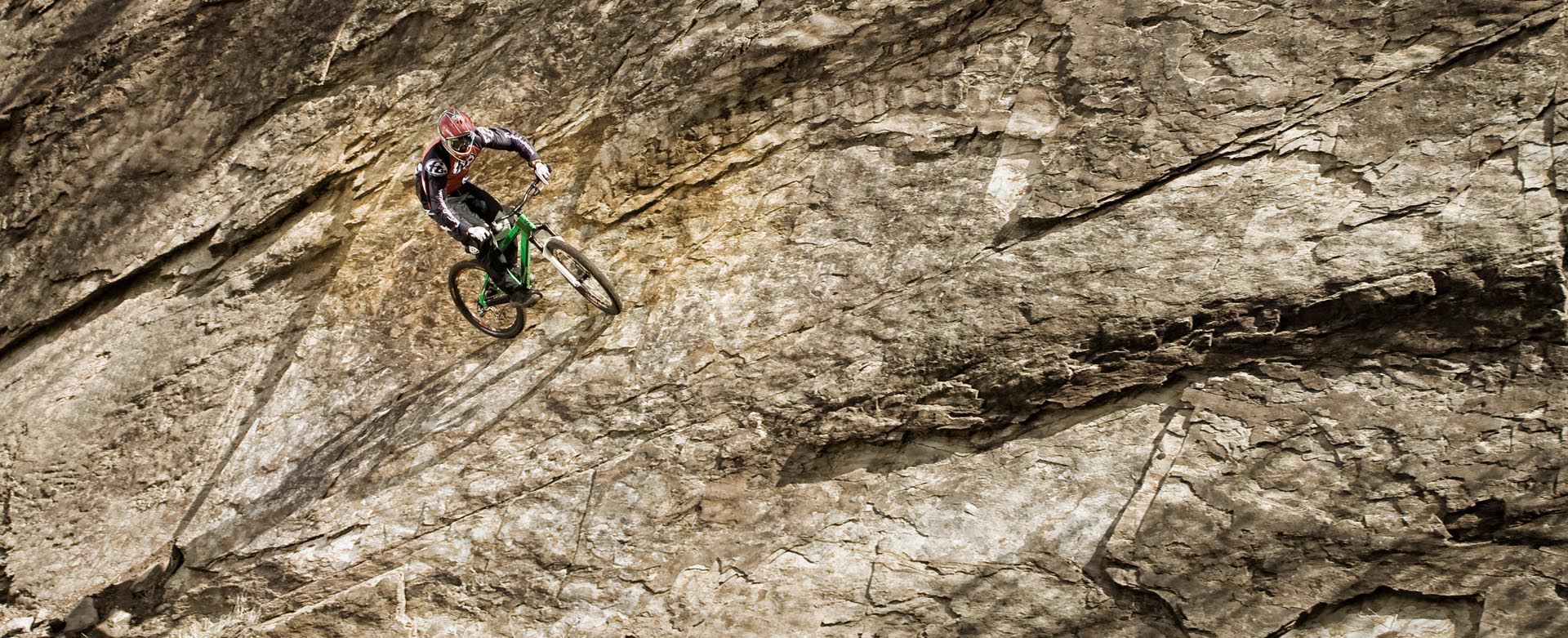 editorial commercial advertising cycling mountain bike sports photography adelaide hills sports sam roberts photography photographer