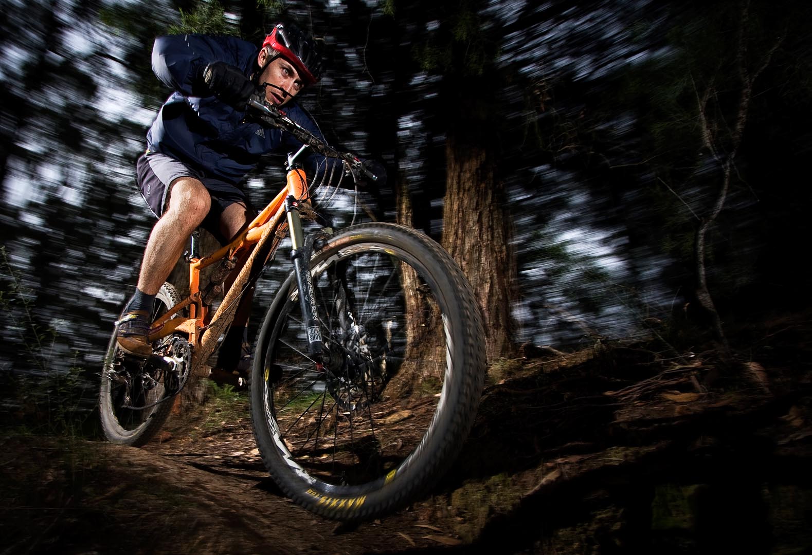 editorial commercial advertising cycling mountain bike sports photography adelaide hills sports sam roberts photography photographer