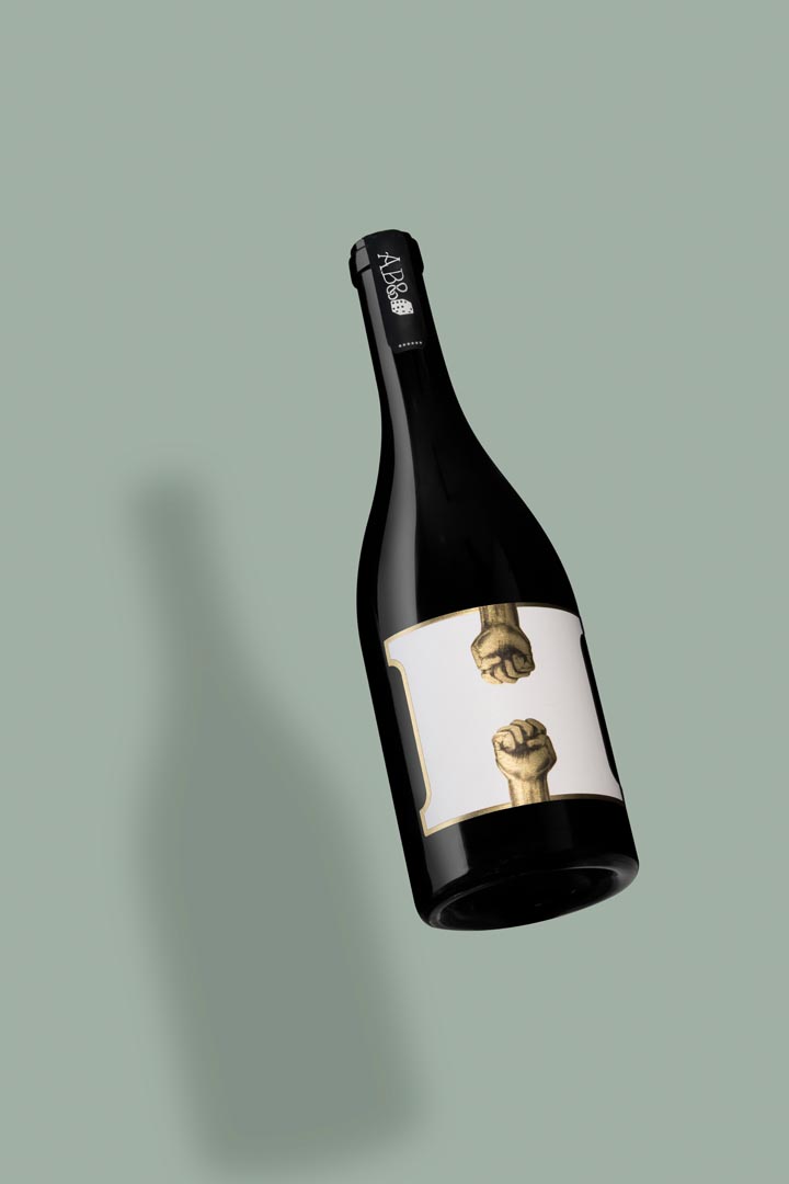 commercial advertising studio wine bottle photography Adelaide alpha box and dice hercules shiraz mclaren vale sam roberts photography photographer