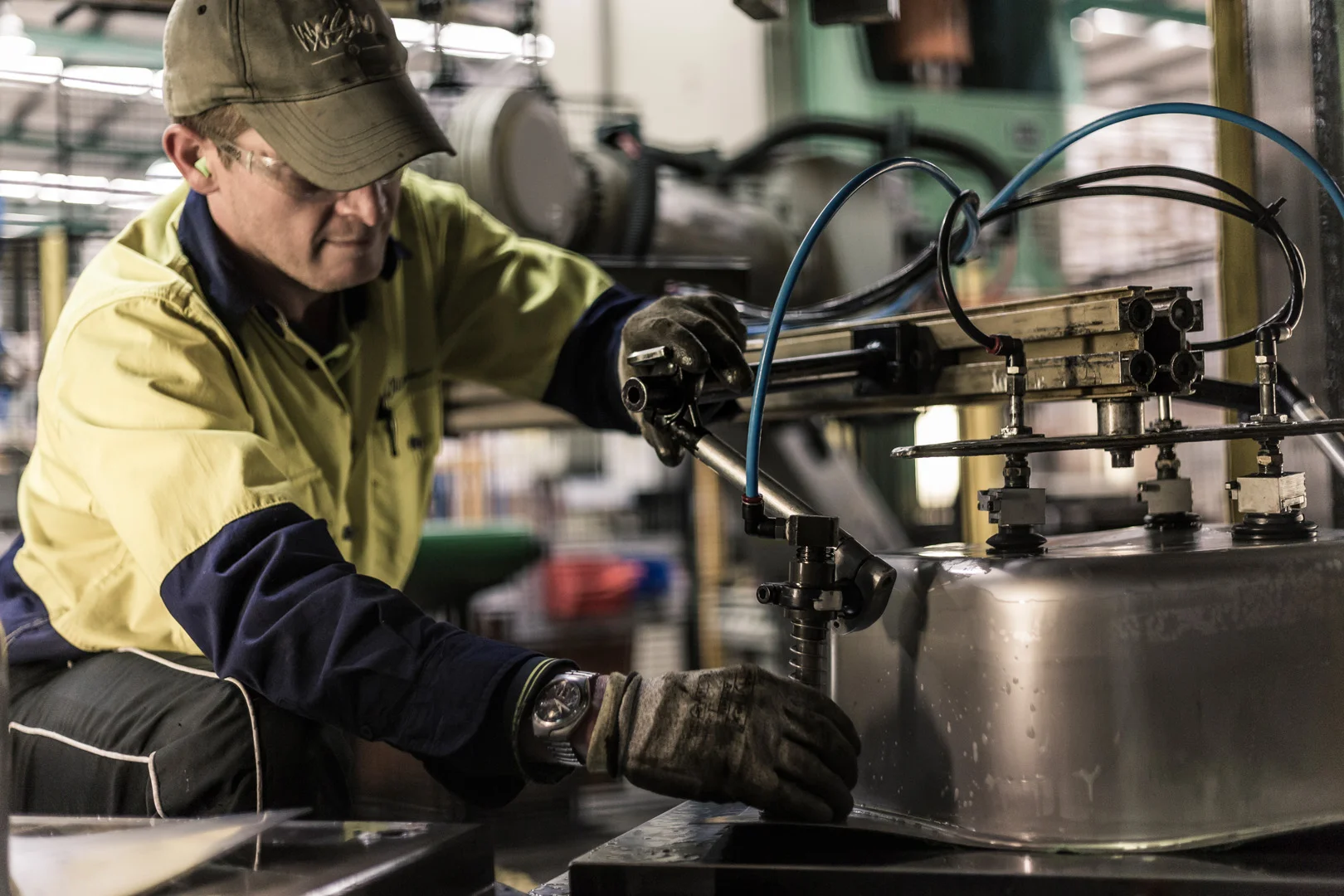 editorial industrial factory reportage documentary commercial photography sam roberts photography photographer adelaide
