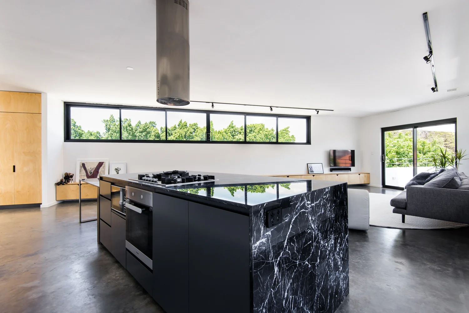 Triangle House by Robeson Architects - Kitchen