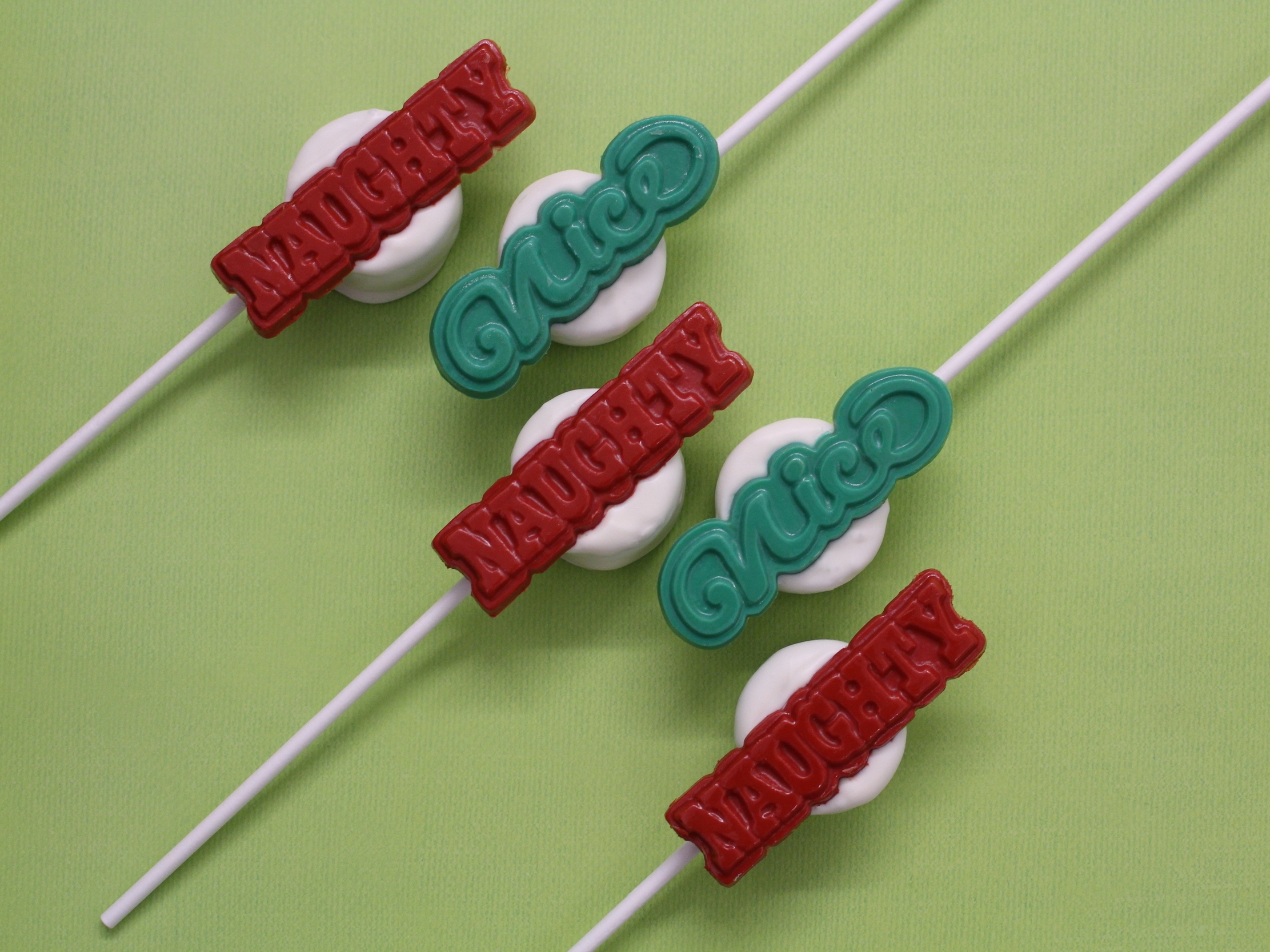 Naughty & Nice Cake Pops