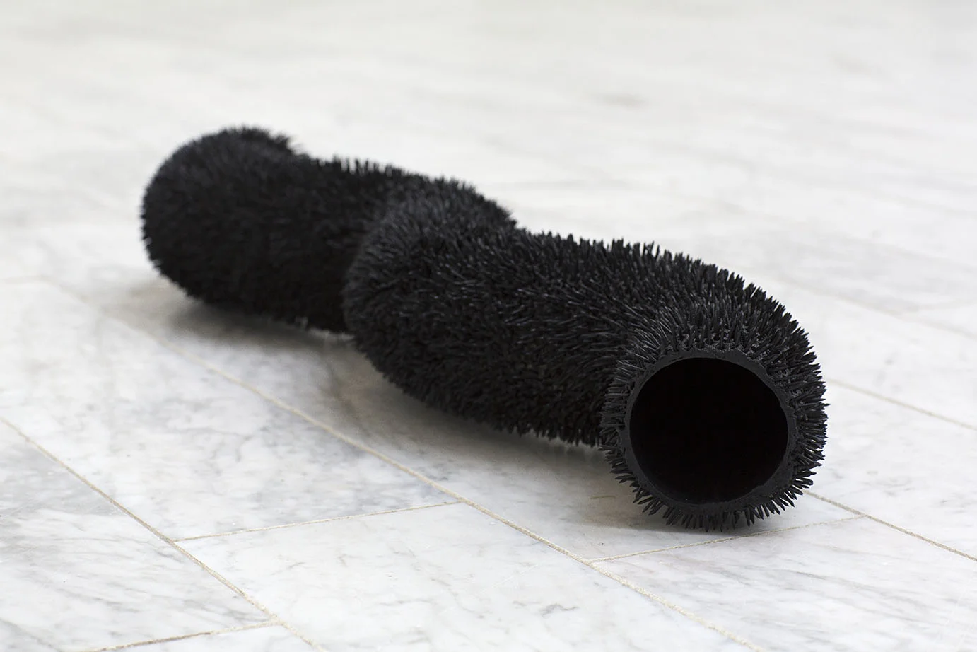 Crawling line Aluminium tube, concrete, nails and spray paint 36x36x18 cm, 2015