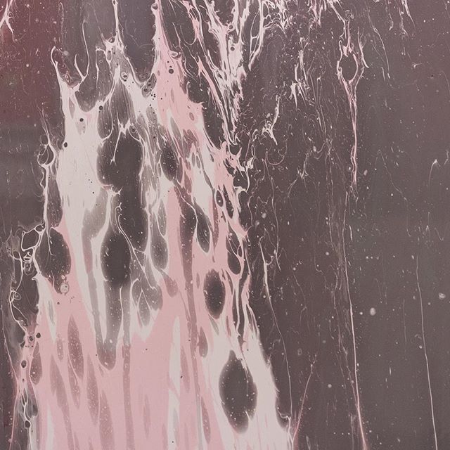 Just entered two pieces my artwork into the Summer Exhibition today. Fingers crossed! This is a close-up of one of the pieces 'Man with a Movie Camera'. #abstractart #contemporaryart #modernart with a bit of #abstractexpressionism :) #greyandpink #paintingtomusic