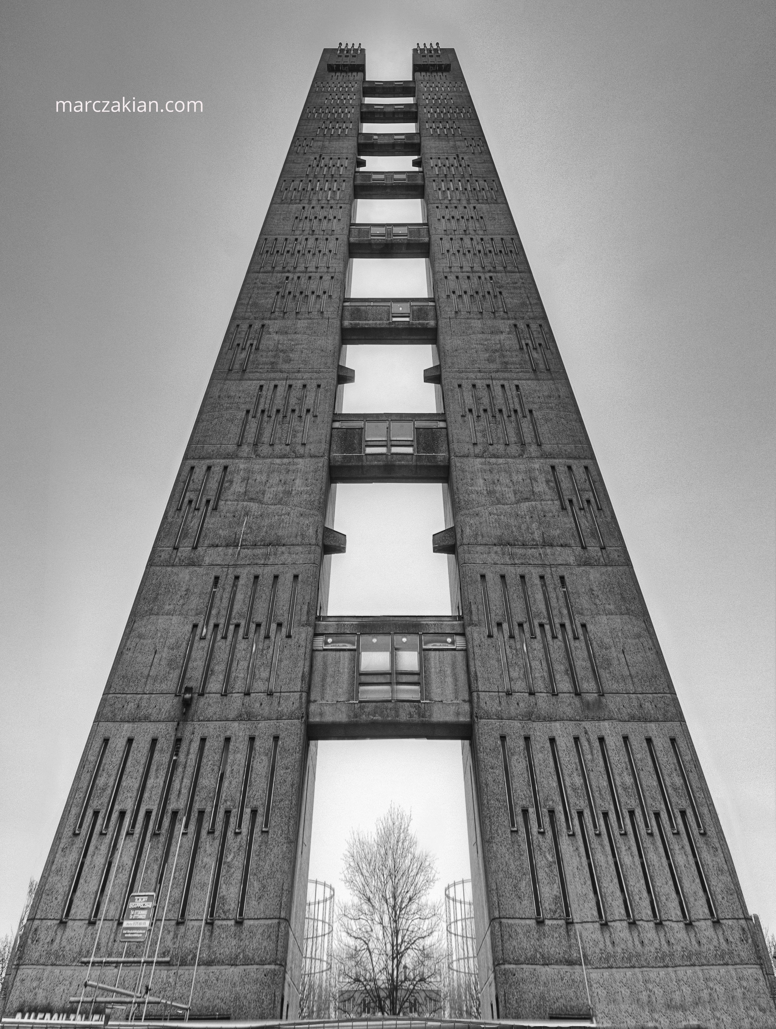 double building illusion 1 taller monocrome perspectivesmall for insta.jpg