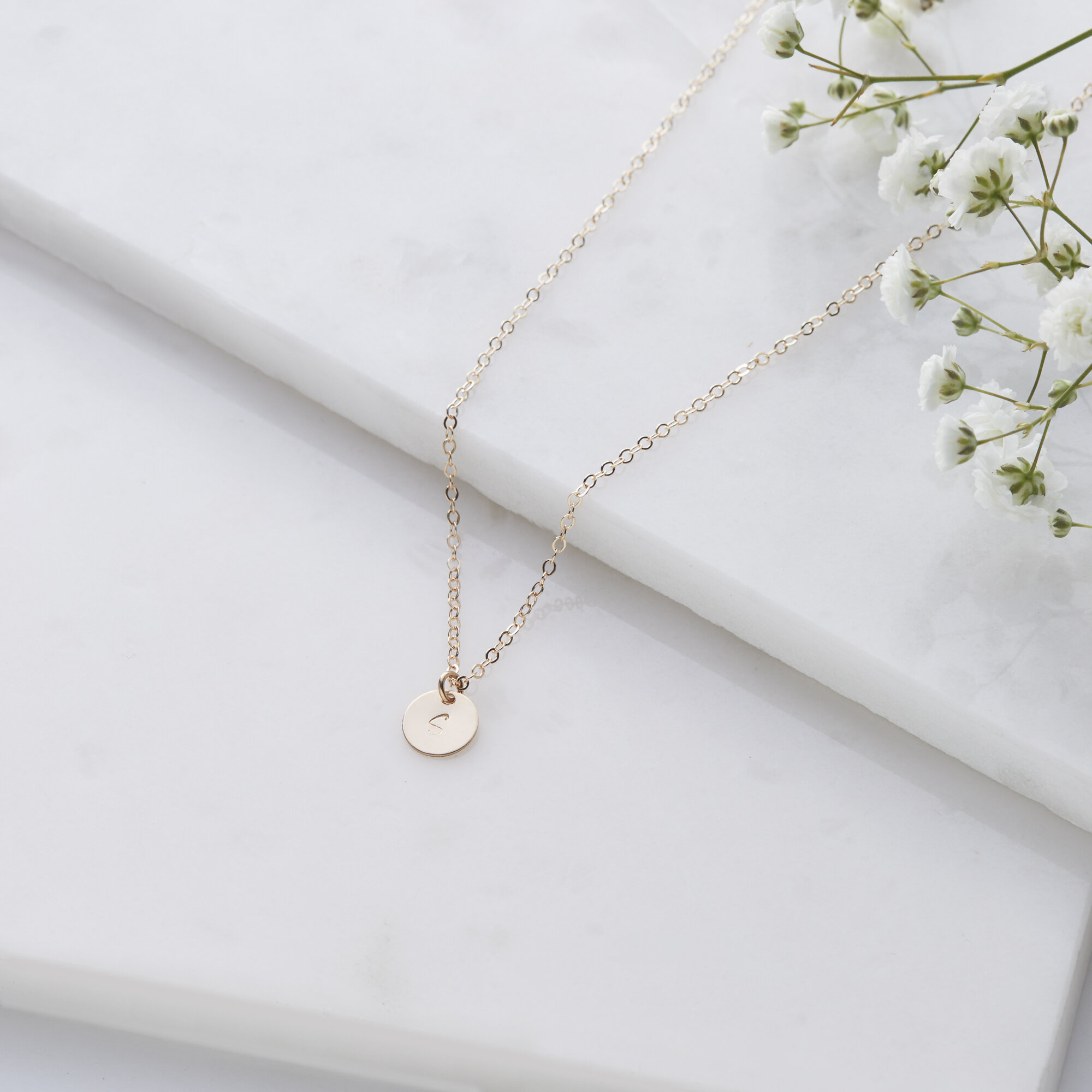 Disc engraved gold initial necklace – Ruth Ryan