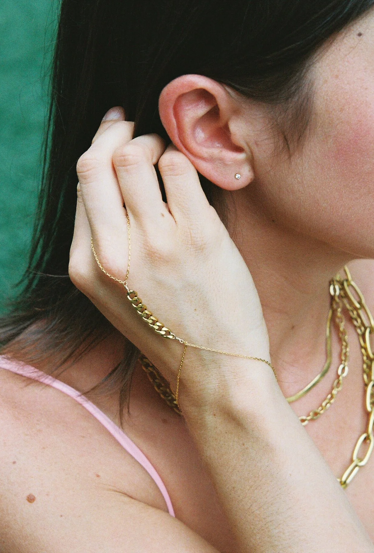 oli sparkle stud, vices hand chain, .JPG