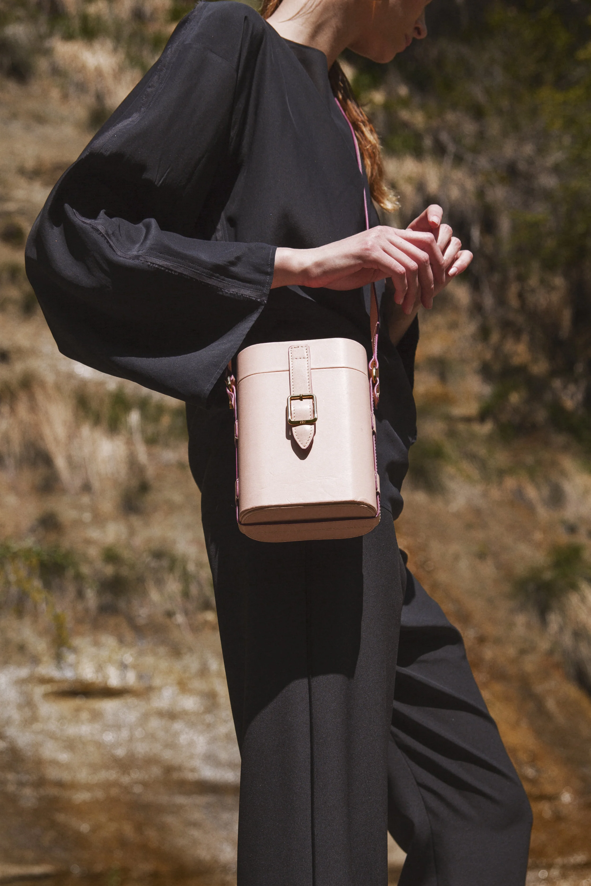 ODP-Officina-del-Poggio-Mini-Safari-Bag-Cipria-Leather-6