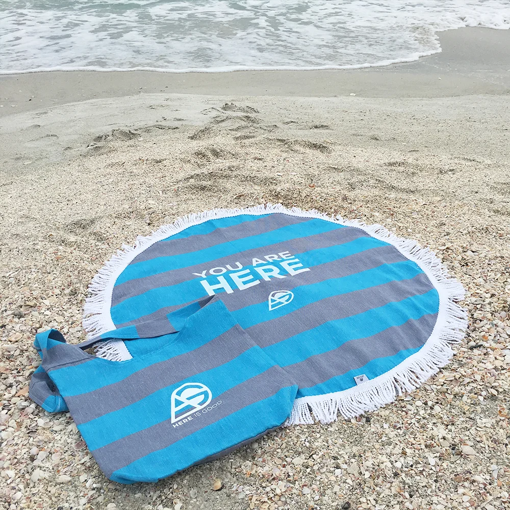 Product_2000x2000_LidoTowel_Bag.jpg
