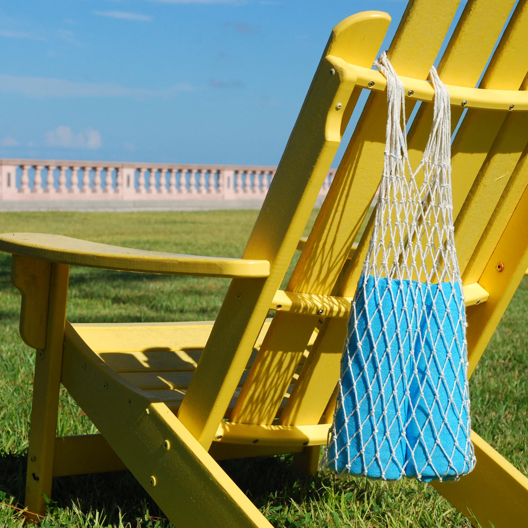 Mesh_Bag_YellowChair.jpg