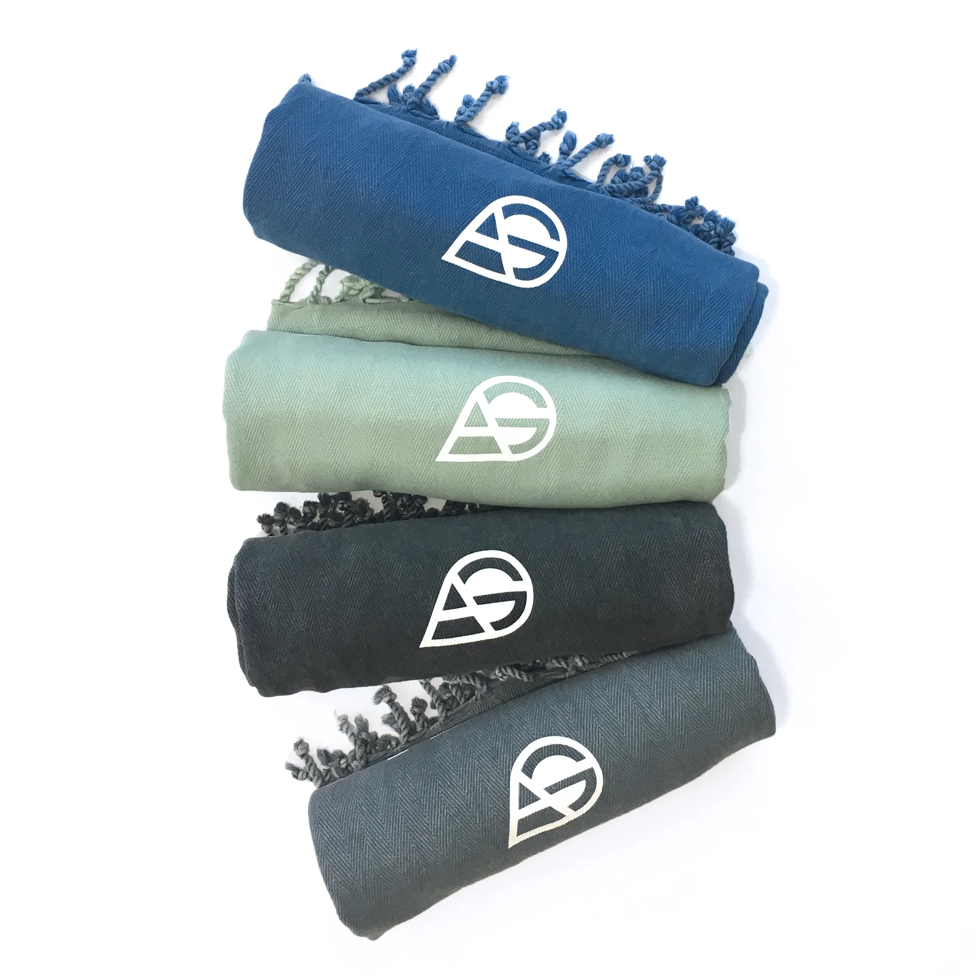 Product_2000x2000_LanaiTowel_multi.jpg