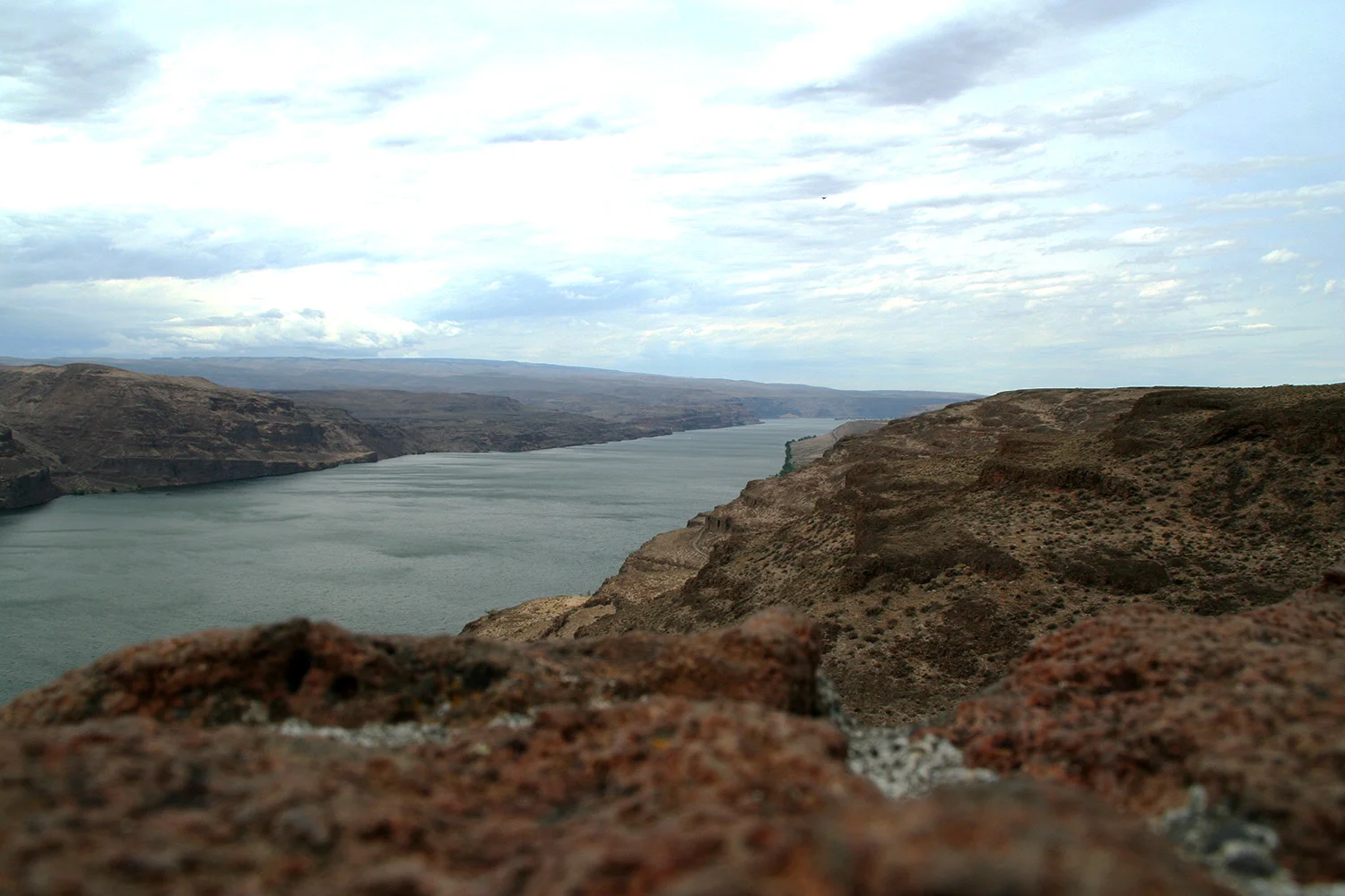 // between Yellowstone and the Pacific Northwest