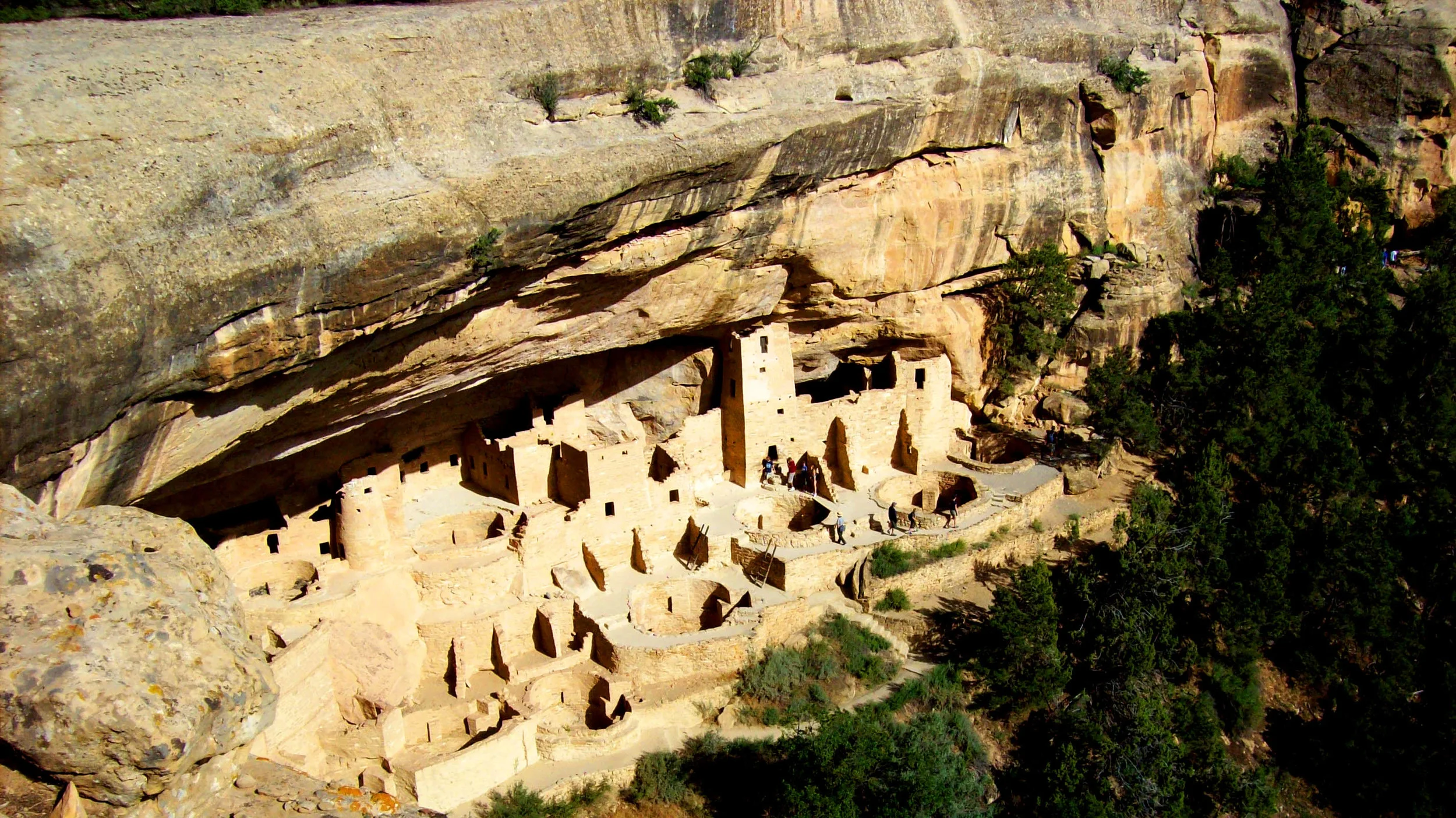 // Mesa Verde, Puebloan archeological site