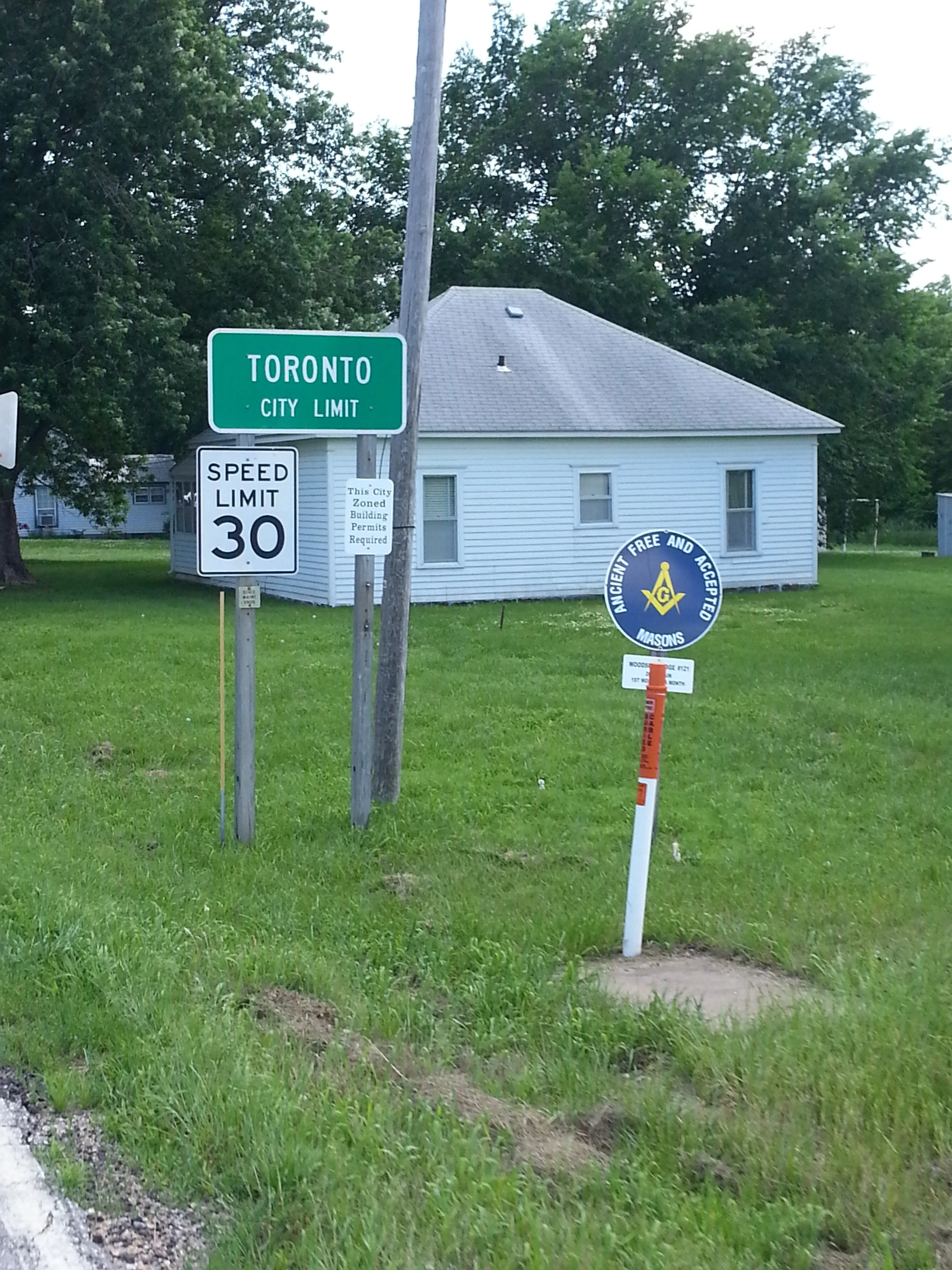 Population 262.