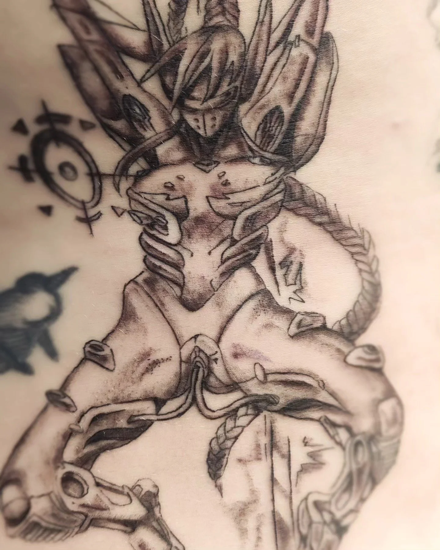 Merci @antipast_lugus_orso 
@xptttoo @la_gare_experimentale 

#cyborgtattoo
#tatouage #tatoueur #tatouagefrance #tatouageparis #tatouageartistique
#tatouagerealiste #tatouagenoirgris #tatouagedetaille #tatouageportrait #tatouageombre
#tatoueurparis #