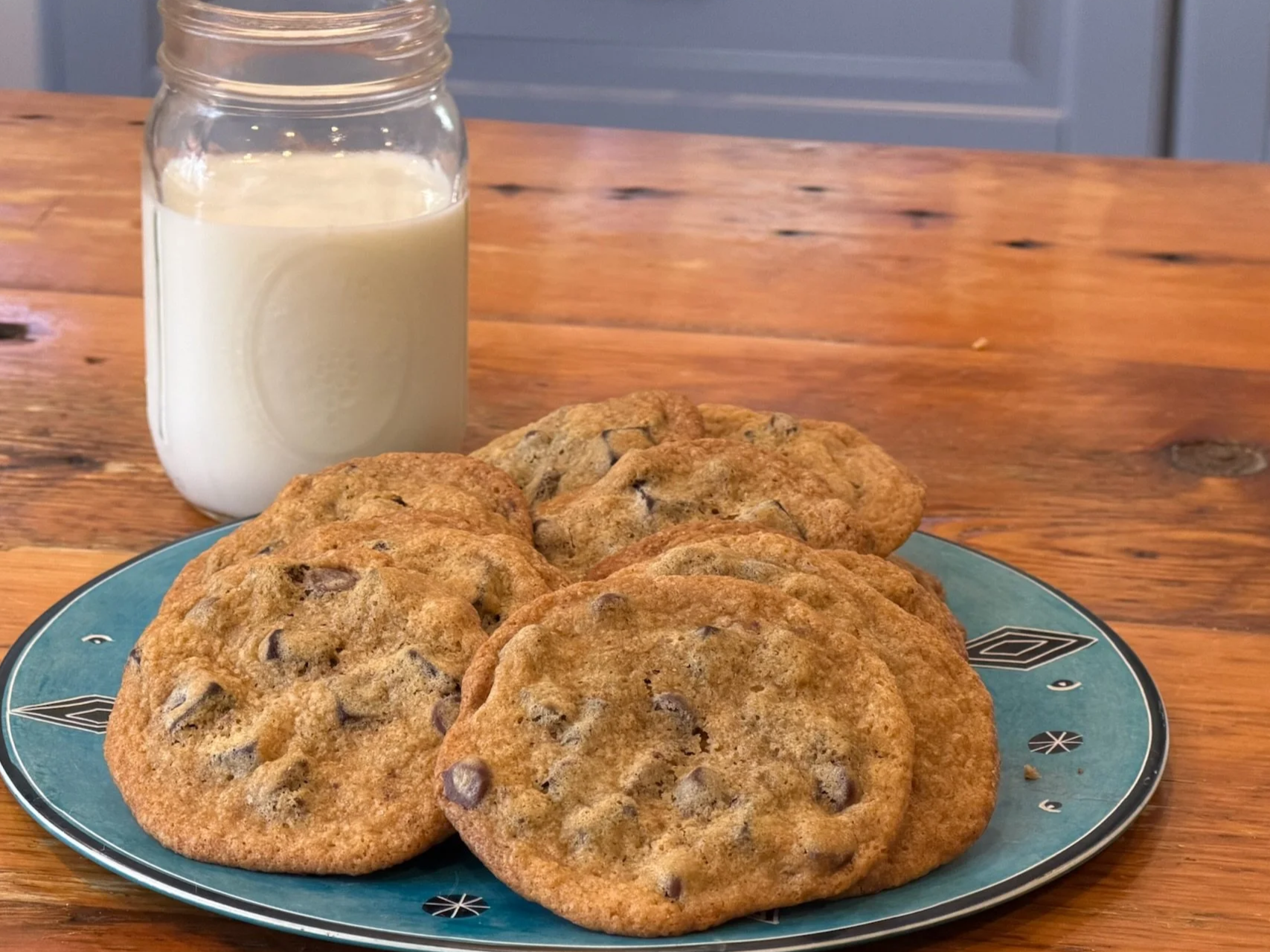 Cookies+%26+Milk+on+Island.png