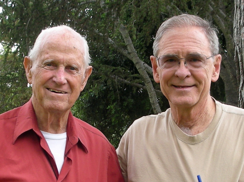 John Shackelford y Don Weisbrod en 2014, meses antes que John falleció.