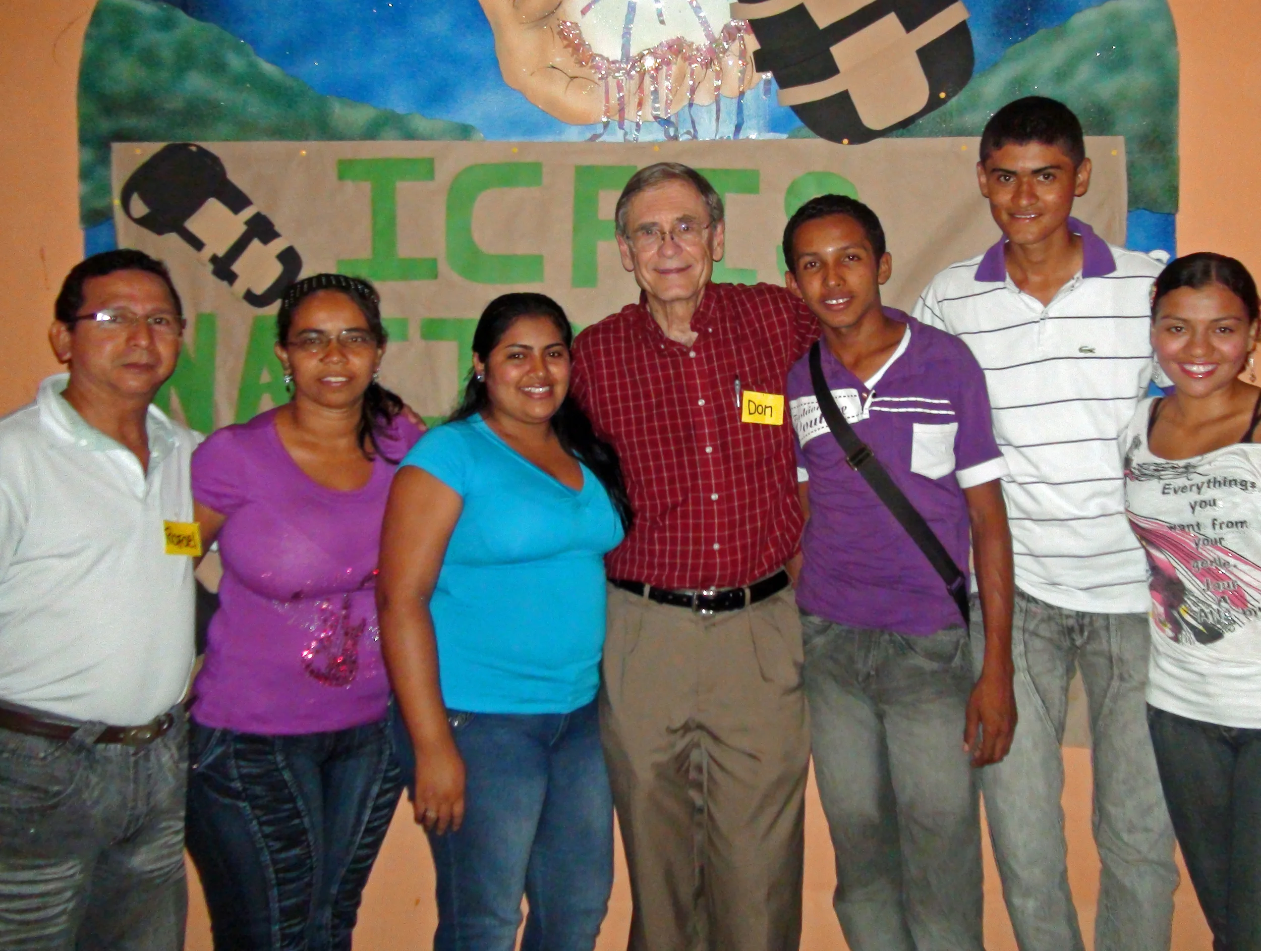DSC00821Don with GuidesColombia ICFI.jpg