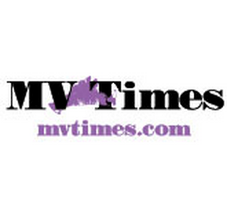 MVYouth hosts scholarship info session