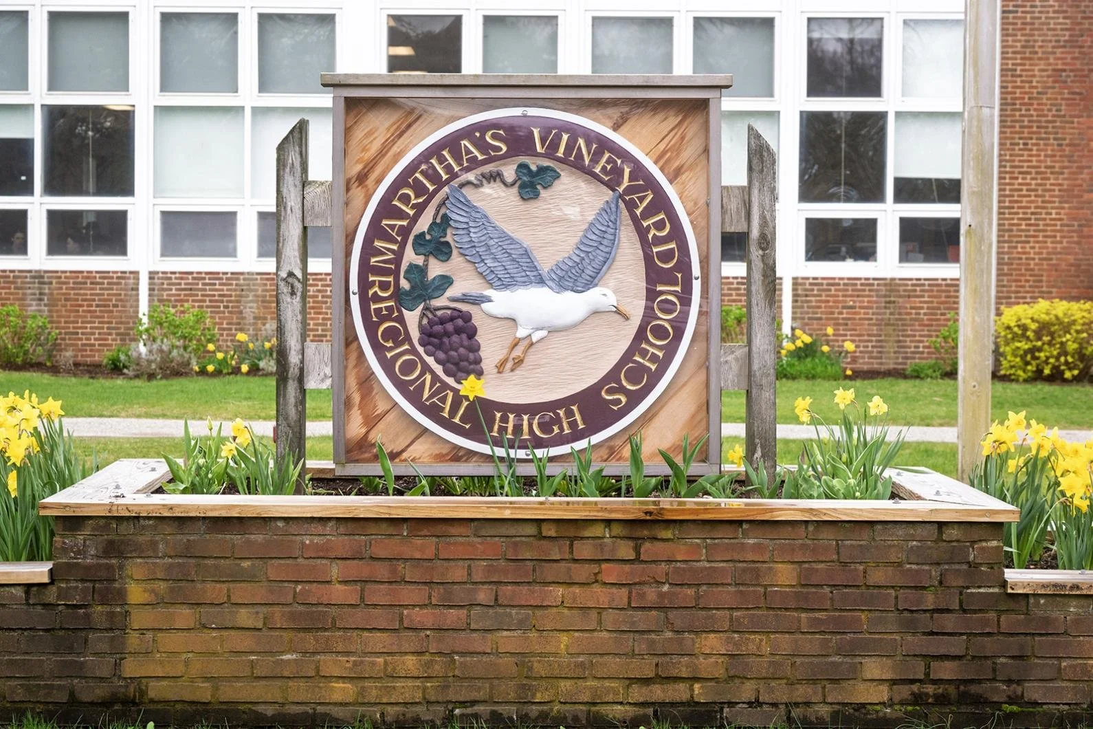 MVYouth Awards Nearly $1 Million in Education Scholarships