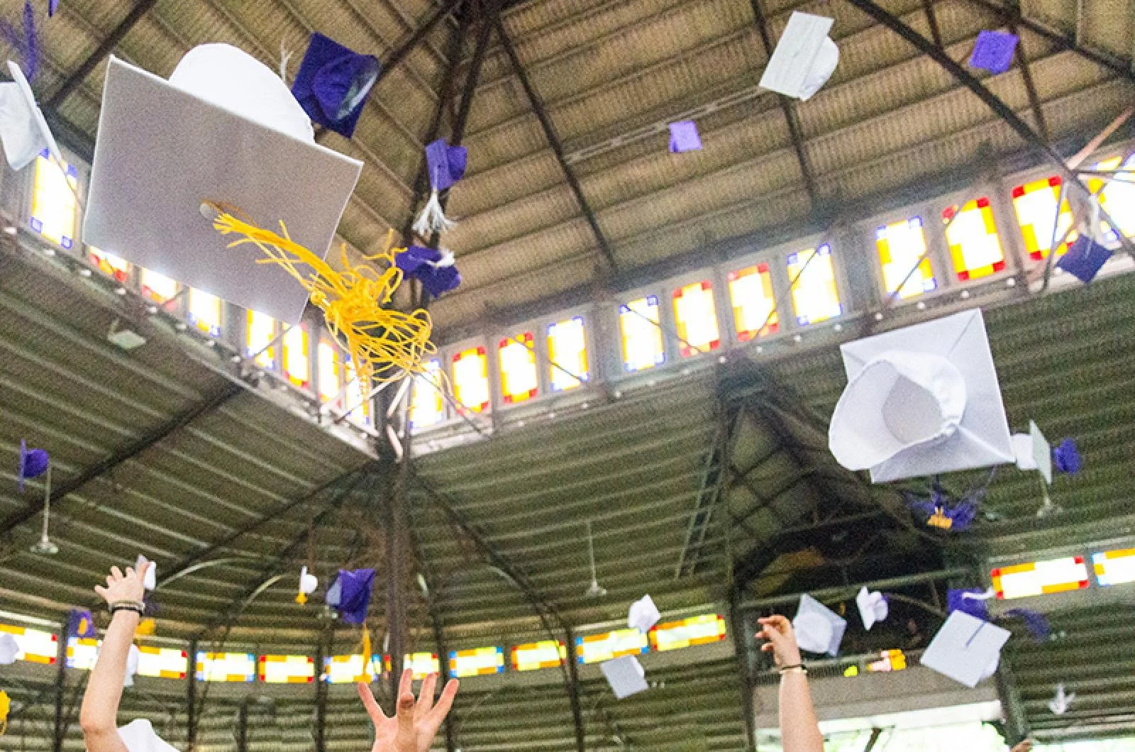MVYouth Awards $730,000 in Education Scholarships