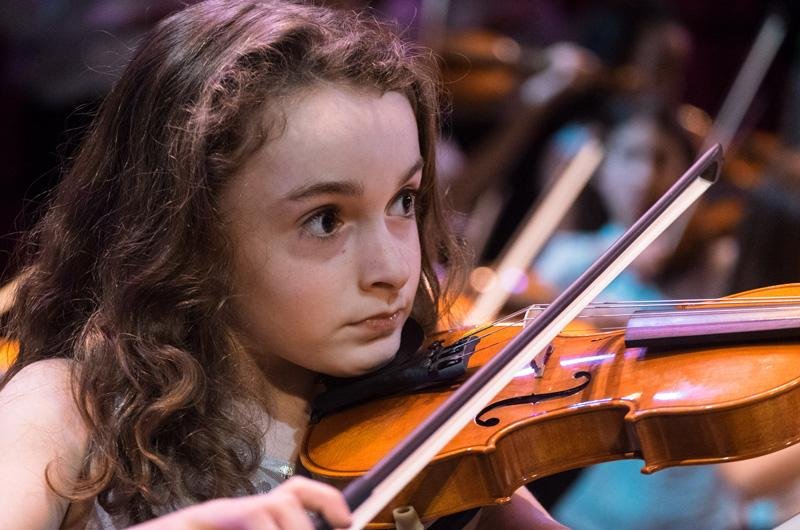 Island Strings Students Shine at Winter Concert