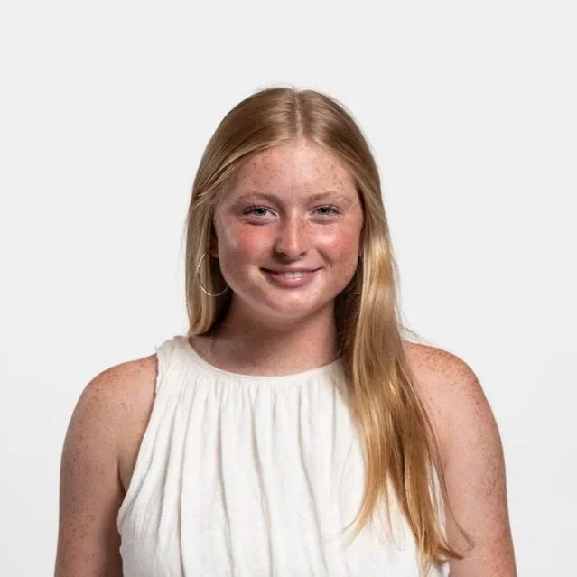 Elle Mone - Middlebury College