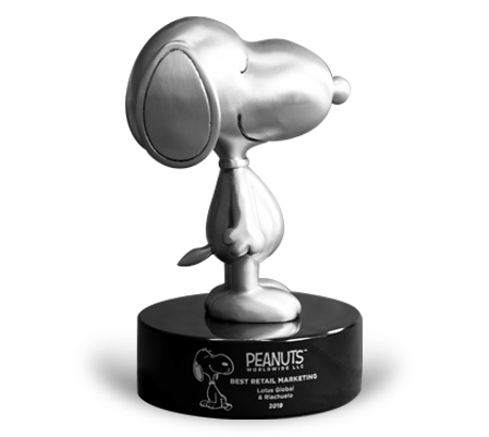 Peanuts Worldwide Snoopy Award