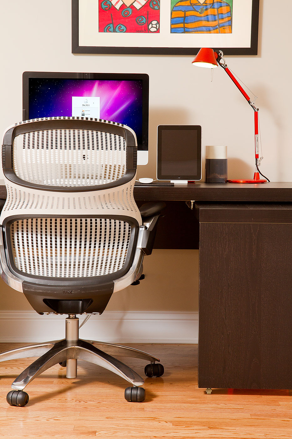 office-chair-and-desk-018-Edit.jpg