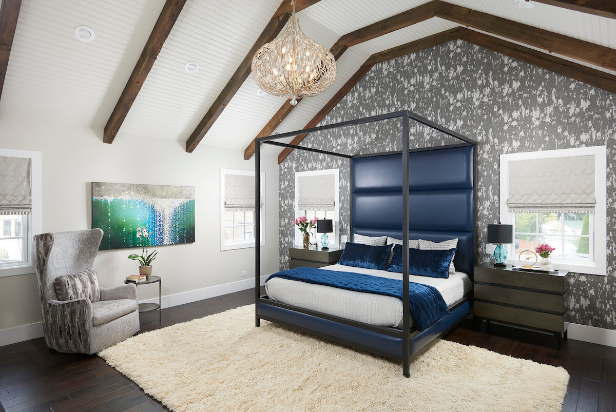 Master bedroom farmhouse style. Avondale, Chicago. 
.
.
All photos of this project by B. R. Lillie
.
.
.
.
#contemporaryfarmhouse #thayercoggin #tomomori #judyferraragallery #housebeautiful #hesterpainting #hesterdecorating #chicagointeriordesigners

