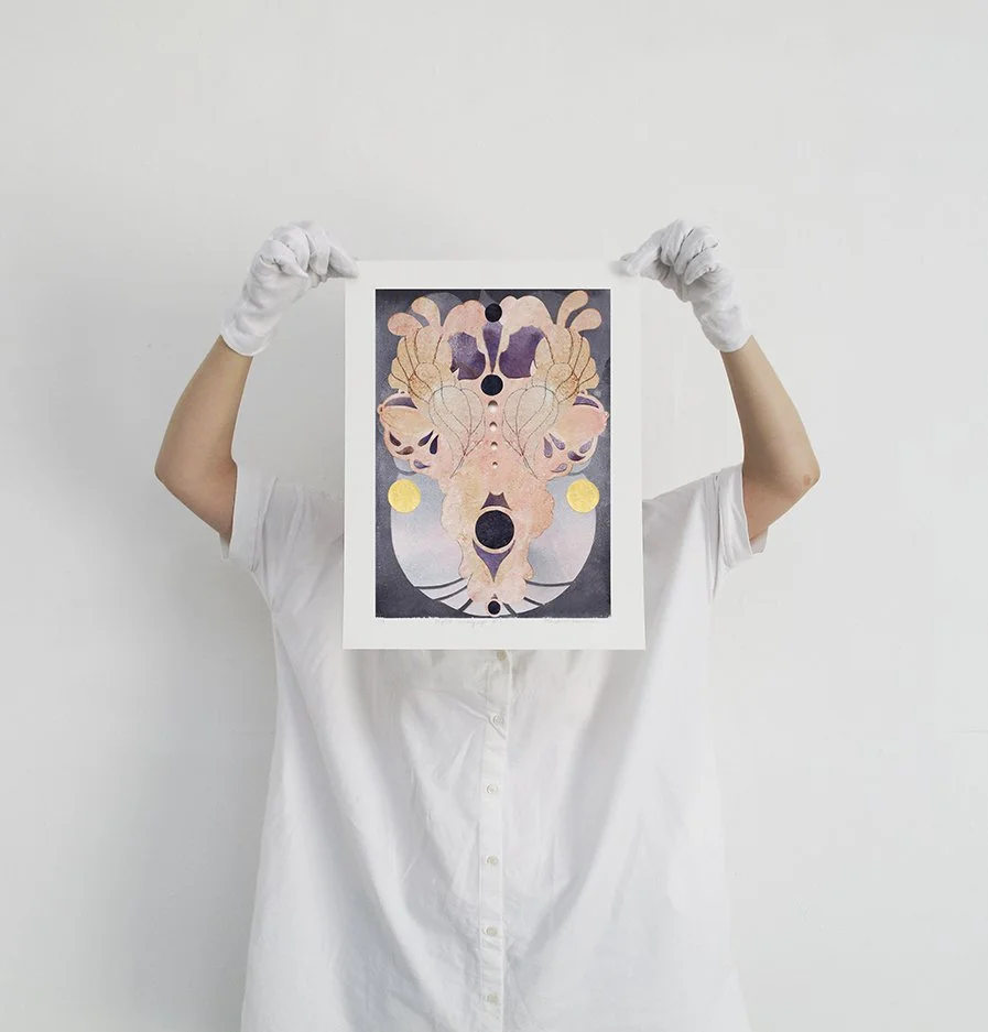 Holding_print_72.jpg