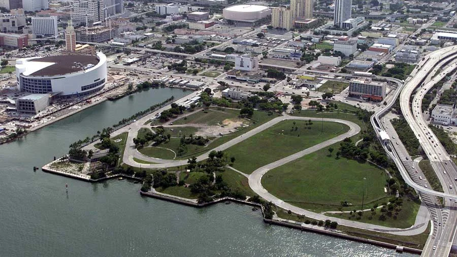The Evolution of Bicentennial Park to Museum Park — Golden Dusk Photography