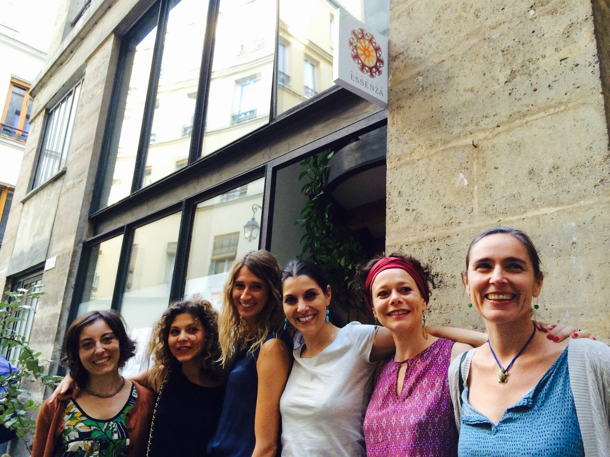 L'équipe de l'ATELIER ESSENZA au complet