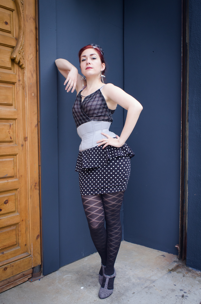Pop Antique Integrated "Bombshell" Corset Top | Model: Victoria Dagger | Photo © Alyxander Ryan