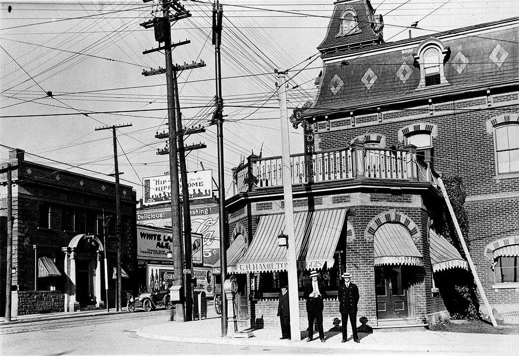 Ocean House Hotel photographed by James Salmon, 1914