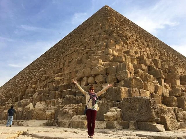 That’s a big pile of rocks, anybody know where this is? #quarantine #rocks #travel #whereisthis #landscapes #travelphotography