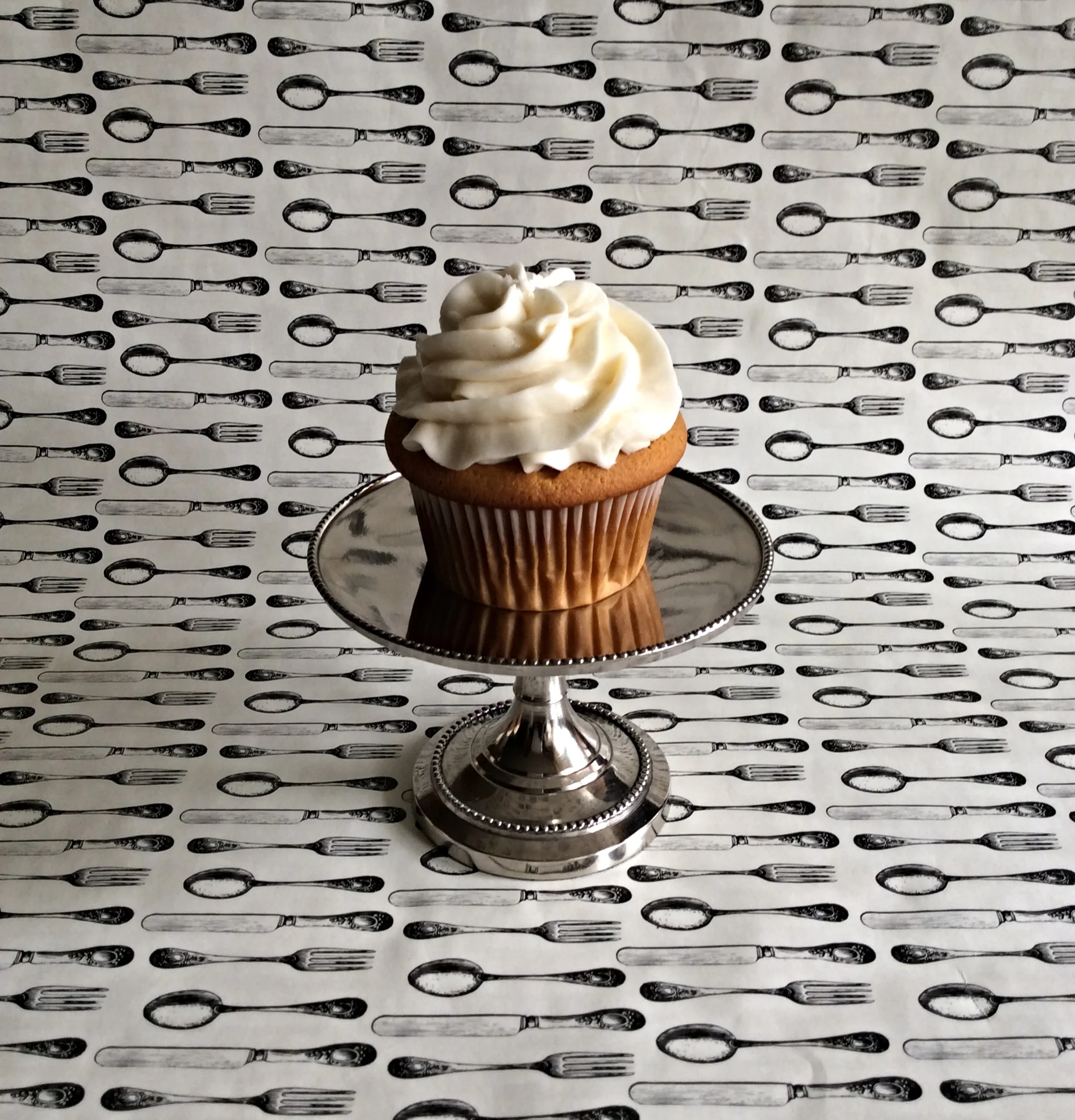  Vegan Vanilla Bourbon Cupcake&nbsp; 