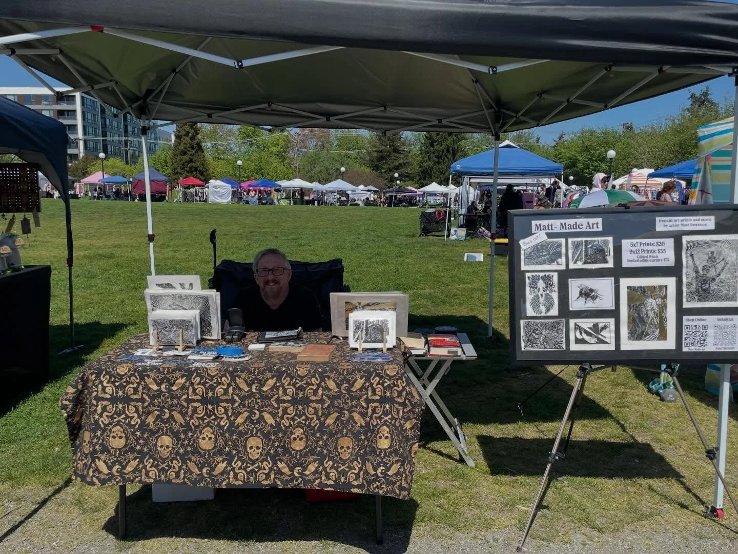 Gorgeous day for another CutieFest here in Cal Anderson Park. Meeting some incredible artists. Come say hi!