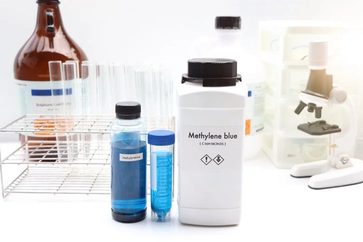 Methylene-blue-in-bottle-,-chemical-in-the-laboratory-and-industry-1465409139_727x484.jpeg