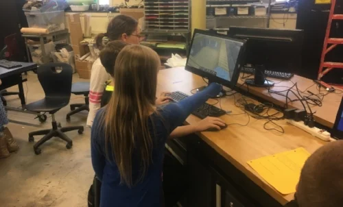  Collaborating over some parkour courses! 