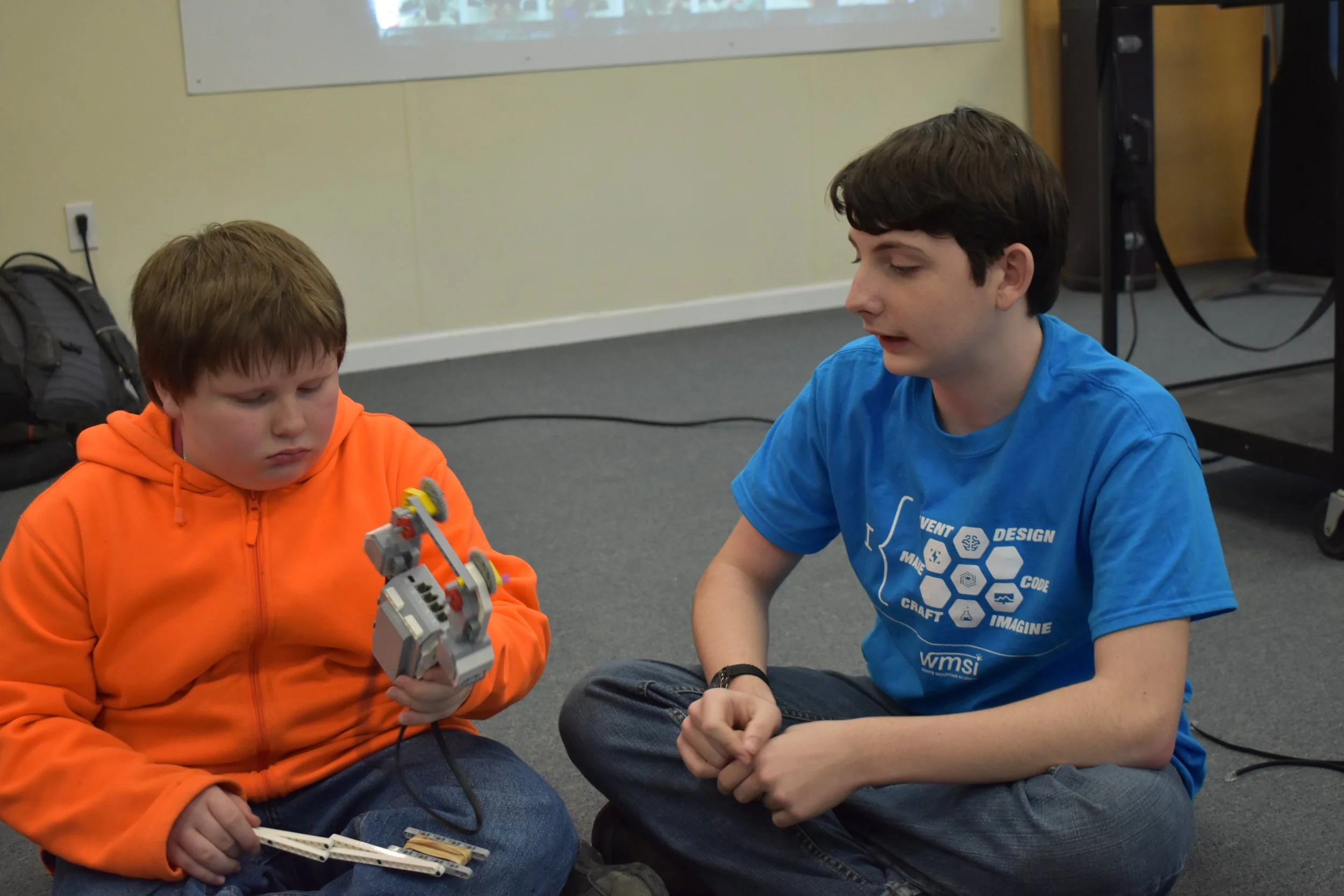 Discussing the finer points of gear systems and robotic artistry